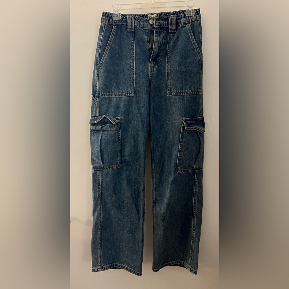BDG Jeans cargo size 27